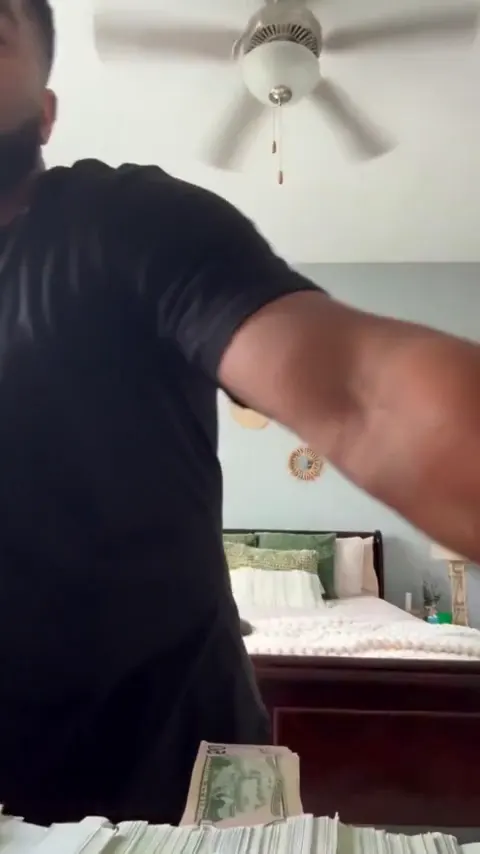 Money Flex AI video, part 3: Wear it like a scarf